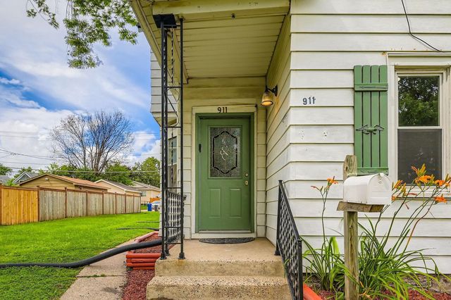 911X Sims Avenue, Saint Paul, MN 55106