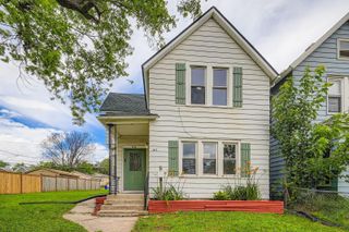 911X Sims Avenue, Saint Paul, MN 55106