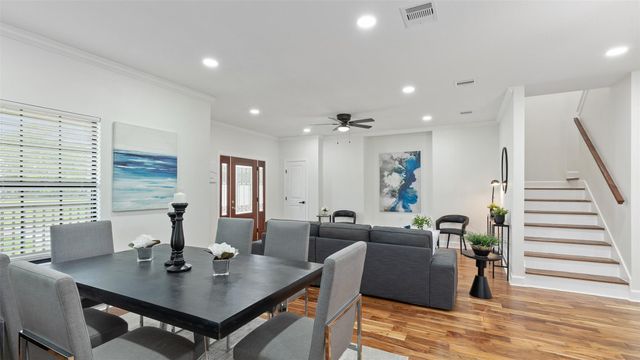 10002 Wilma Lane, Beach City, TX 77523