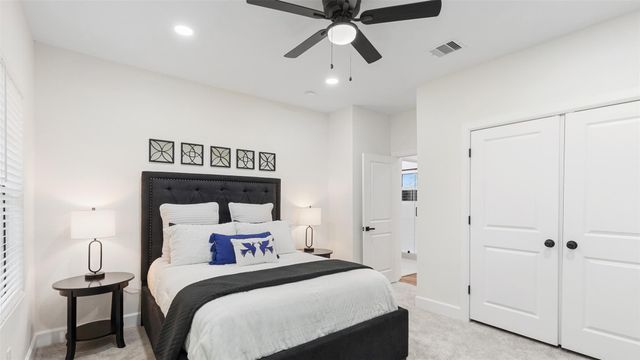 10002 Wilma Lane, Beach City, TX 77523