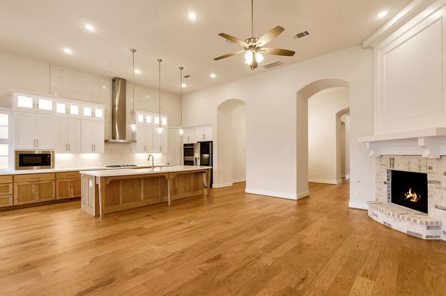 279 Rivus Overlook, Willis, TX 77318