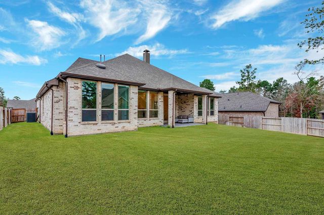 279 Rivus Overlook, Willis, TX 77318