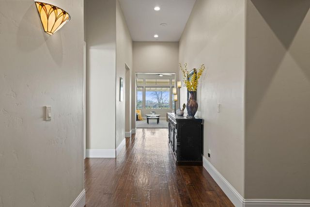1264 Van Gogh Dr, El Dorado Hills, CA 95762