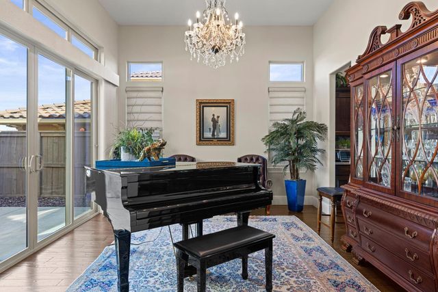 1264 Van Gogh Dr, El Dorado Hills, CA 95762