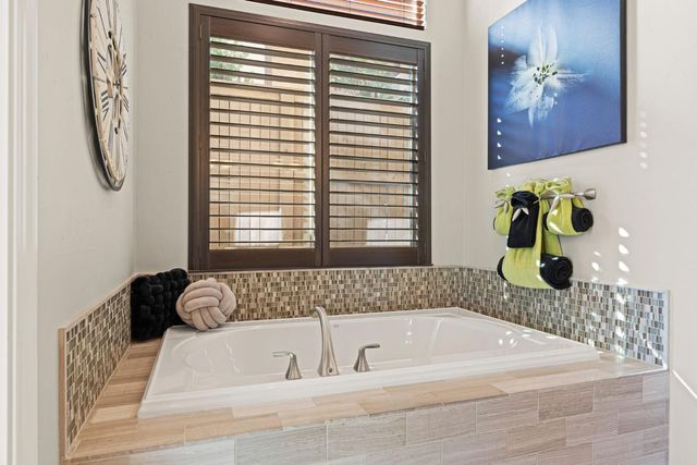 1264 Van Gogh Dr, El Dorado Hills, CA 95762