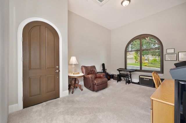 1264 Van Gogh Dr, El Dorado Hills, CA 95762
