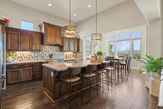 1264 Van Gogh Dr, El Dorado Hills, CA 95762