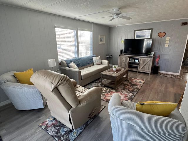 29250 US HIGHWAY 19 N 446, Clearwater, FL 33761