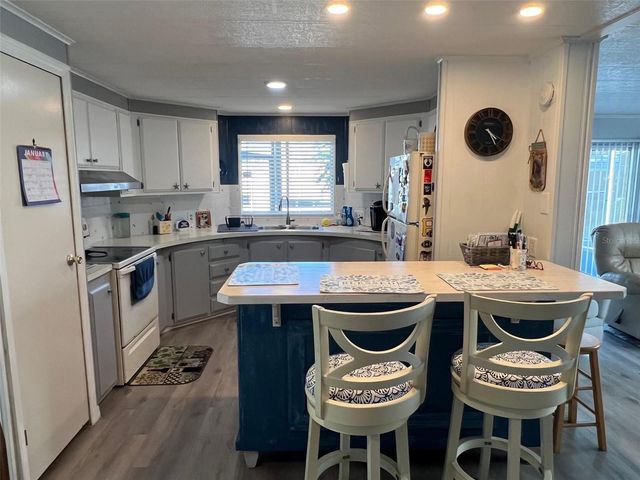 29250 US HIGHWAY 19 N 446, Clearwater, FL 33761