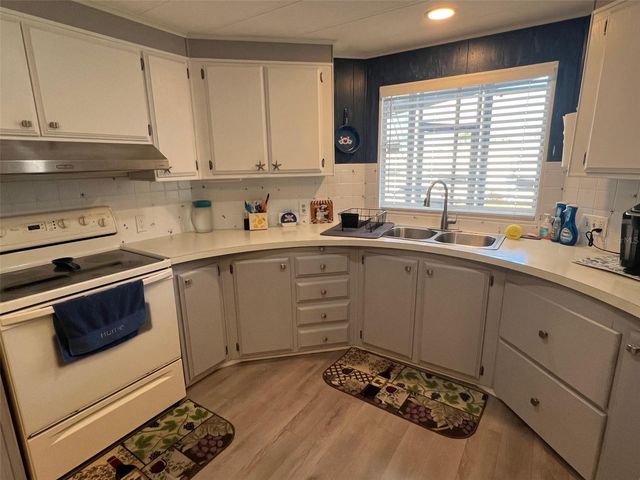 29250 US HIGHWAY 19 N 446, Clearwater, FL 33761