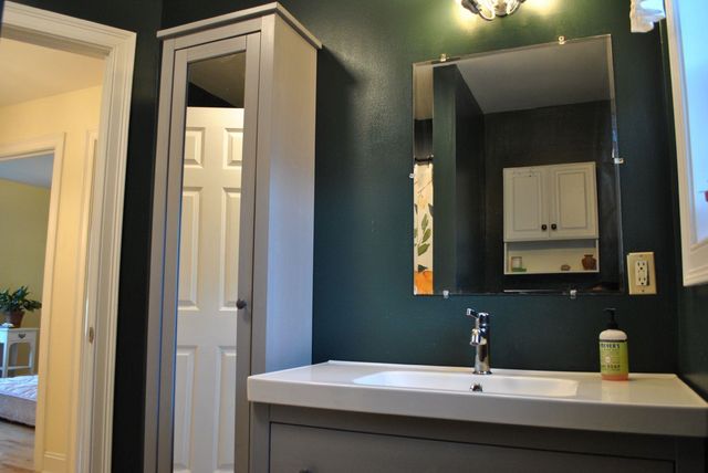 30 Hyde Street, Burlington, VT 05401