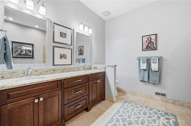 7162 Scarlet Oak Court, Mason, OH 45040