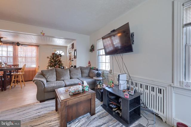 1439 GLEN MOORE CIR, Lancaster, PA 17601