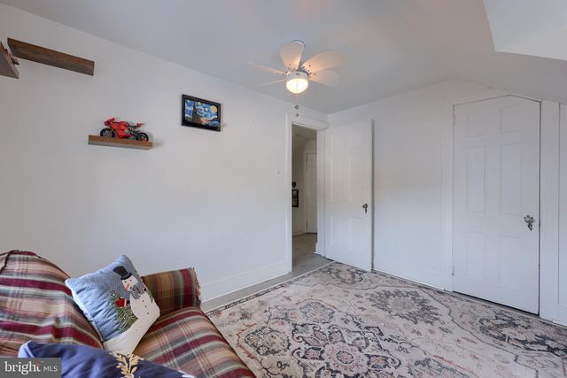 1439 GLEN MOORE CIR, Lancaster, PA 17601