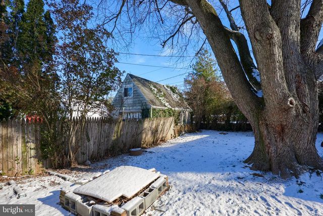 1439 GLEN MOORE CIR, Lancaster, PA 17601