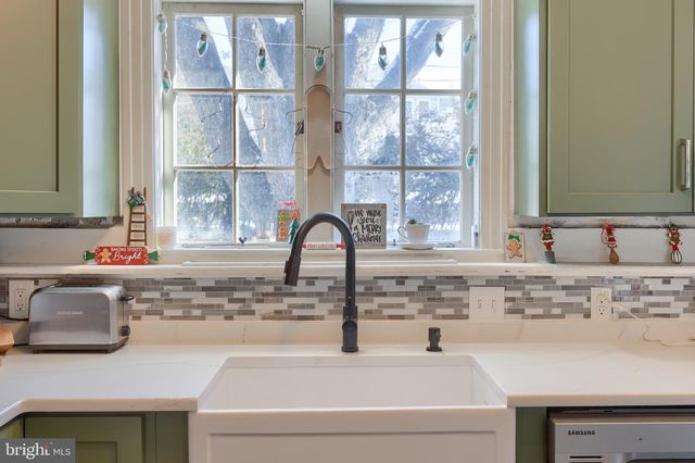 1439 GLEN MOORE CIR, Lancaster, PA 17601