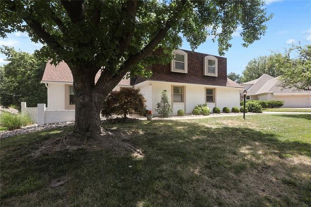 4507 S Fremont Road, Independence, MO 64055