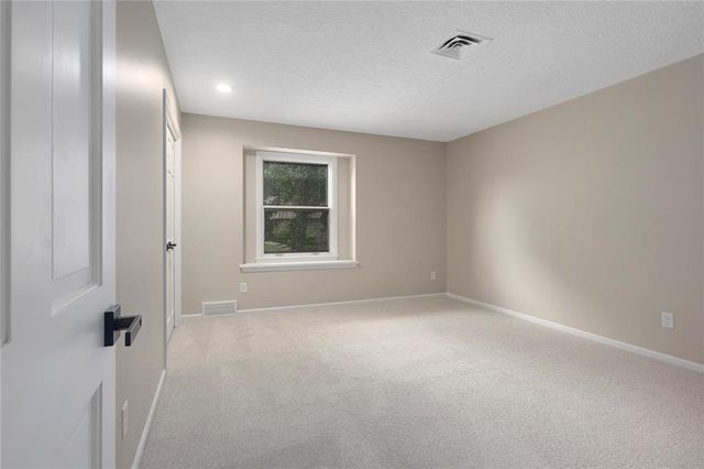 4507 S Fremont Road, Independence, MO 64055