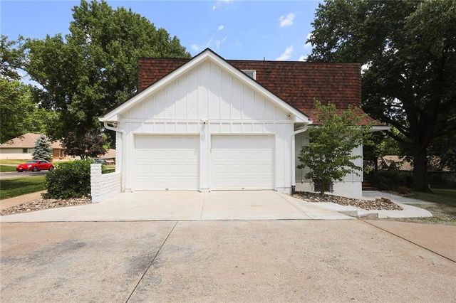 4507 S Fremont Road, Independence, MO 64055