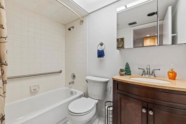 1000 SW 125th Avenue 211, Pembroke Pines, FL 33027