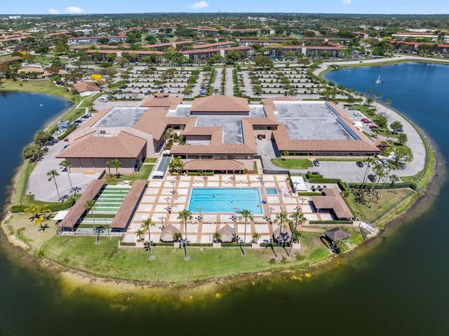 1000 SW 125th Avenue 211, Pembroke Pines, FL 33027