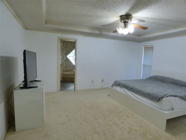 1506 E Peters Colony Road, Carrollton, TX 75007