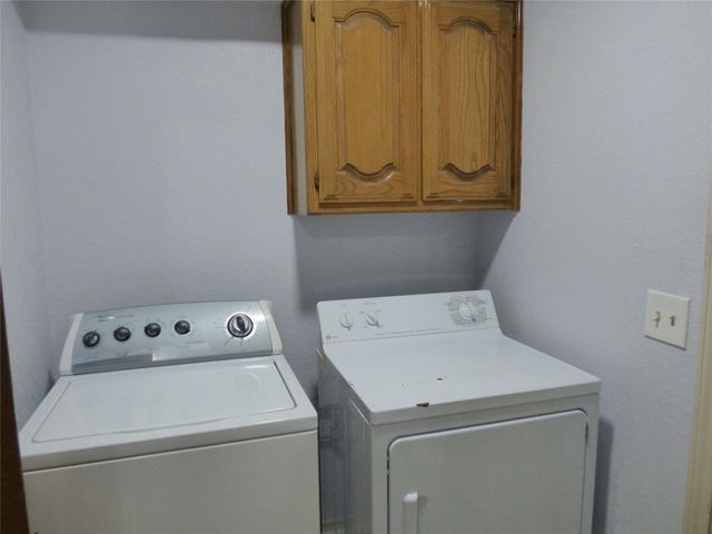 1506 E Peters Colony Road, Carrollton, TX 75007