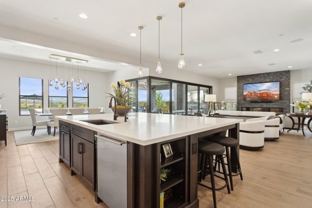 13020 E De La O Road, Scottsdale, AZ 85255