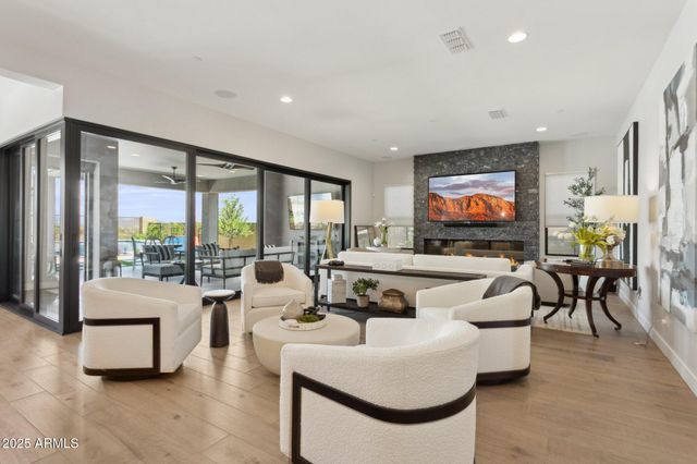 13020 E De La O Road, Scottsdale, AZ 85255