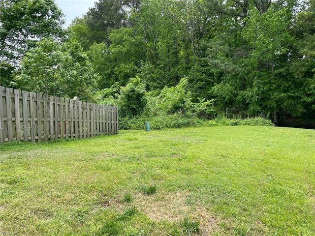 1104 Creekside CT, Virginia Beach, VA 23453