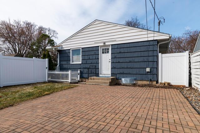 2755 Blackstone Avenue, Saint Louis Park, MN 55416