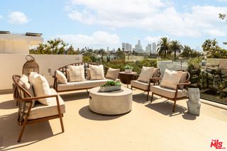 837 Waterloo Street, Los Angeles, CA 90026