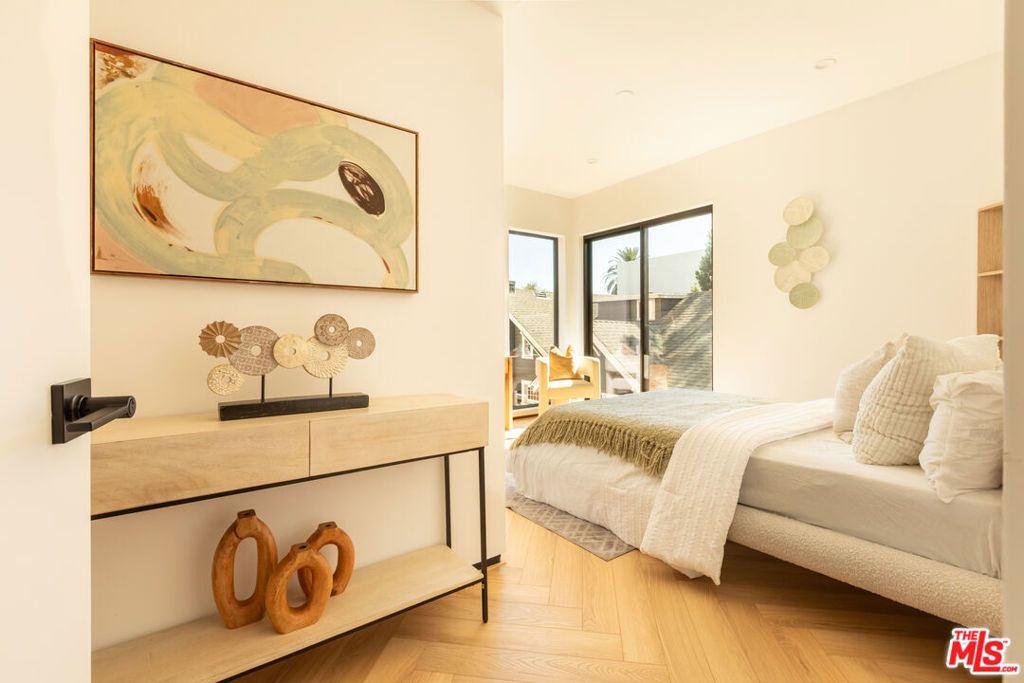 837 Waterloo Street, Los Angeles, CA 90026 — photo 5