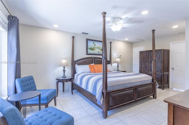 1660 NE 25th Ave, Pompano Beach, FL 33062