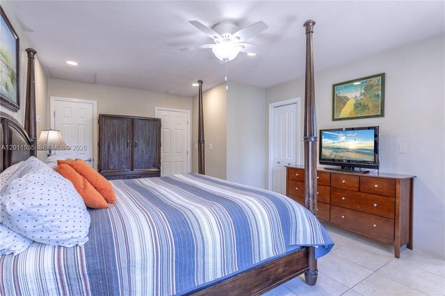 1660 NE 25th Ave, Pompano Beach, FL 33062