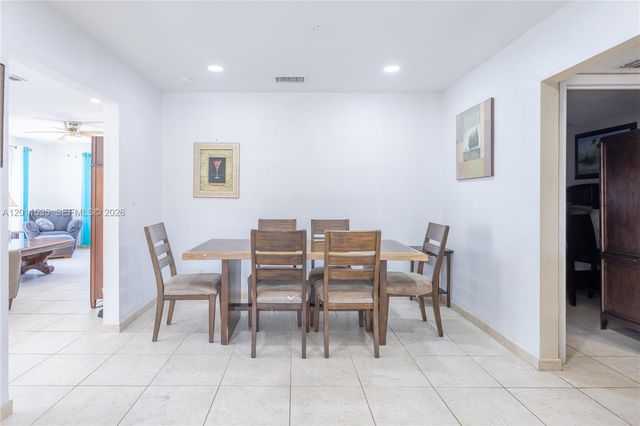 1660 NE 25th Ave, Pompano Beach, FL 33062