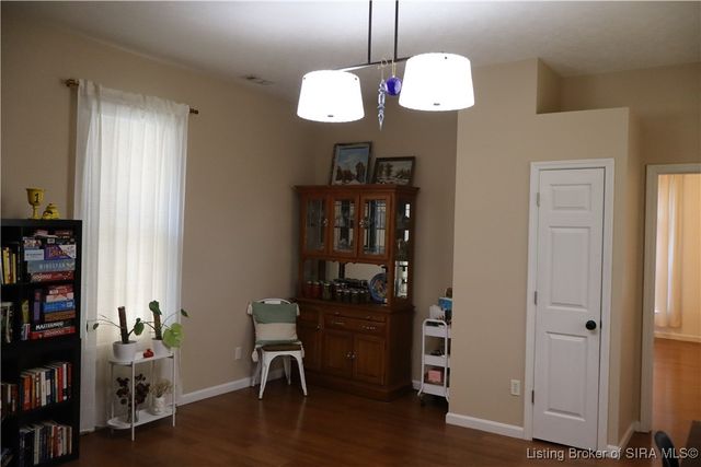 2106 Beeler Street, New Albany, IN 47150