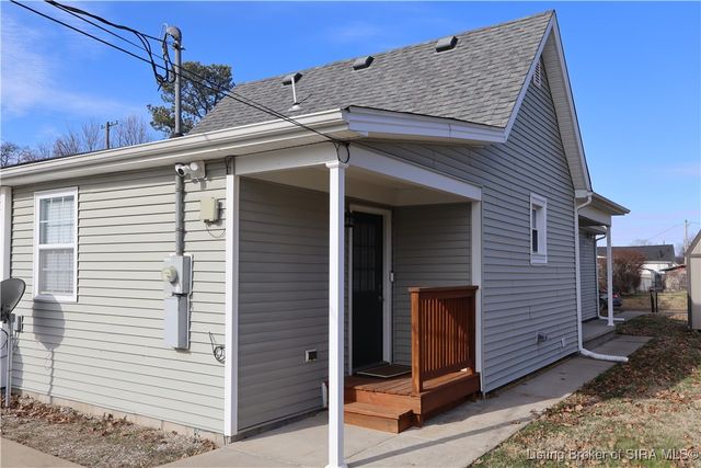 2106 Beeler Street, New Albany, IN 47150