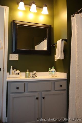 2106 Beeler Street, New Albany, IN 47150