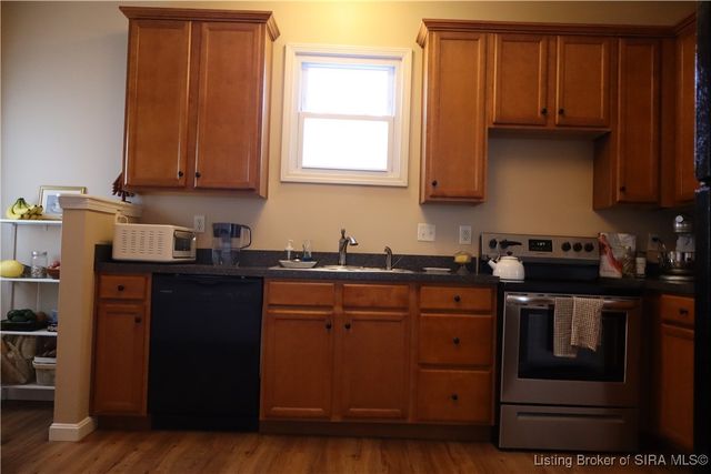 2106 Beeler Street, New Albany, IN 47150