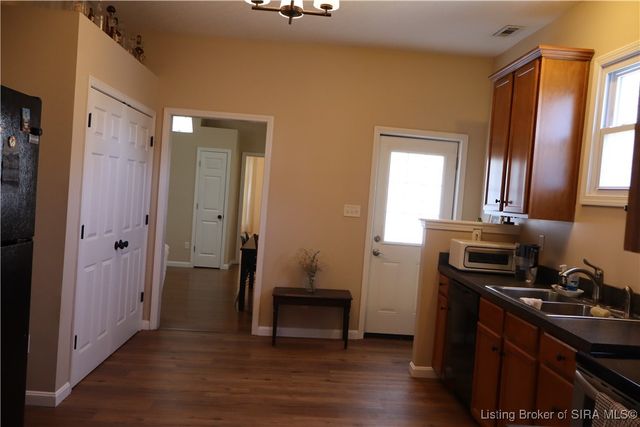 2106 Beeler Street, New Albany, IN 47150