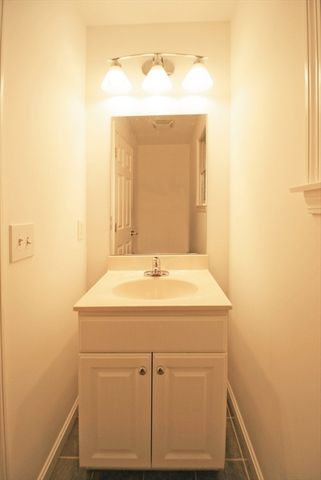 36 Torrey, Easthampton, MA 01027