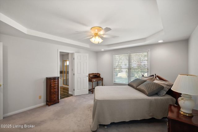 181 Plane Tree Ct, Shepherdsville, KY 40165