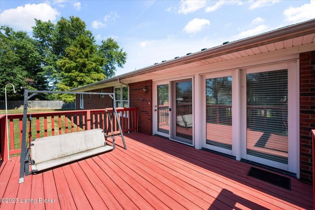 181 Plane Tree Ct, Shepherdsville, KY 40165