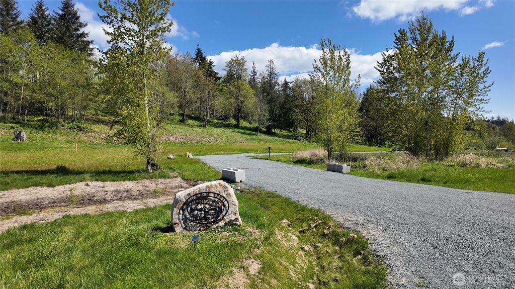18333 Blacktail Trail, Mount Vernon, WA 98274