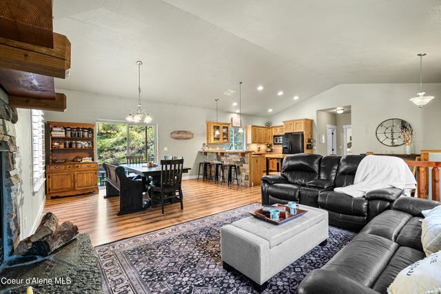 24544 N Dockside LN, Rathdrum, ID 83858