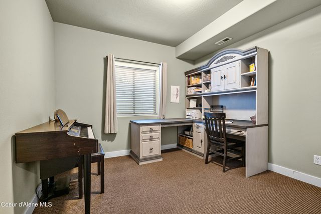 24544 N Dockside LN, Rathdrum, ID 83858