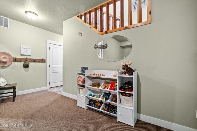 24544 N Dockside LN, Rathdrum, ID 83858