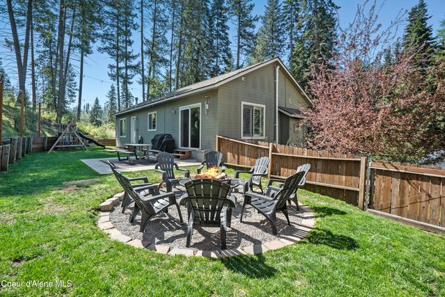 24544 N Dockside LN, Rathdrum, ID 83858