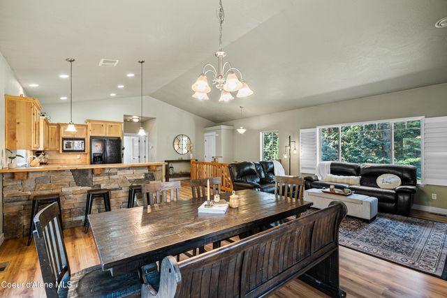 24544 N Dockside LN, Rathdrum, ID 83858